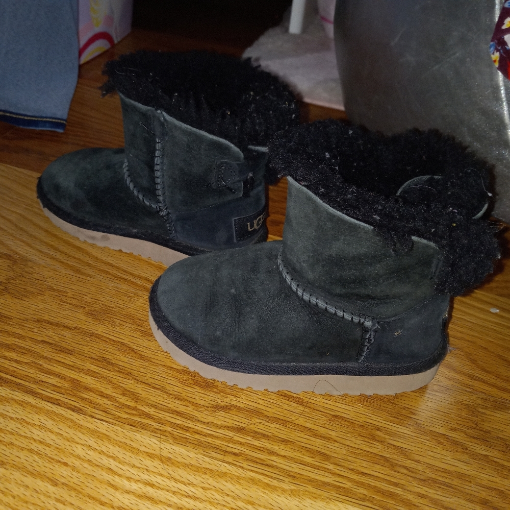 Uggs size 9